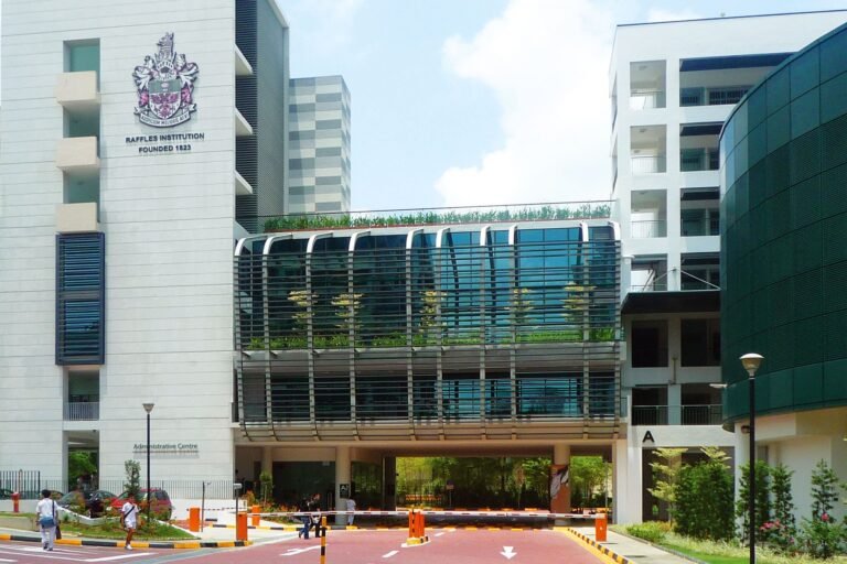 Raffles Institution: A Complete History, Academic Journey, Educational Philosophy, and Legacy