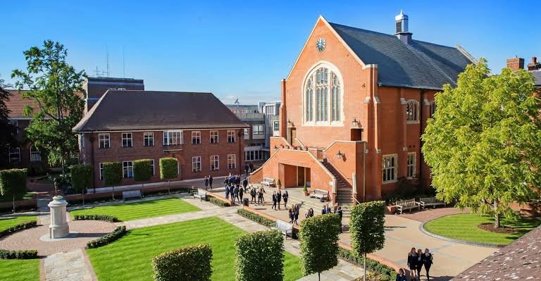 King’s College School, Wimbledon